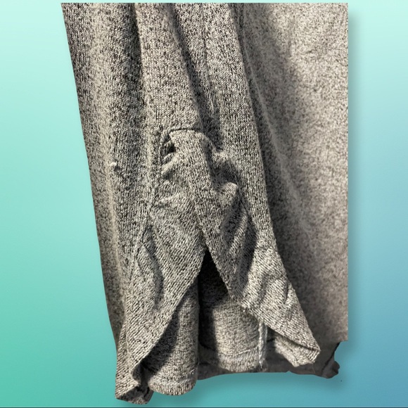Sweater with side ruffle detail - Picture 3 of 3